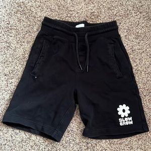 Xs black shorts